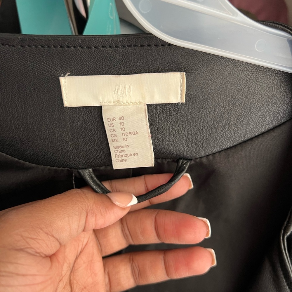 Leather Jacket - Picture 2 of 6